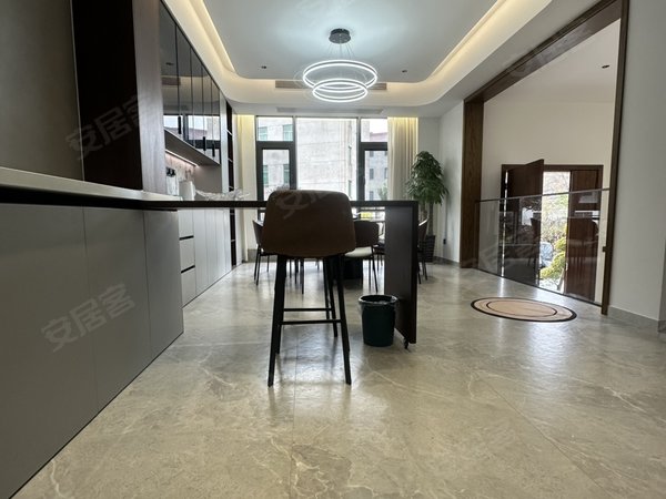 金华东阳横店秦宫壹号横店独栋别墅出租精装修直接拎包入住带大院子全屋地暖出租房源真实图片