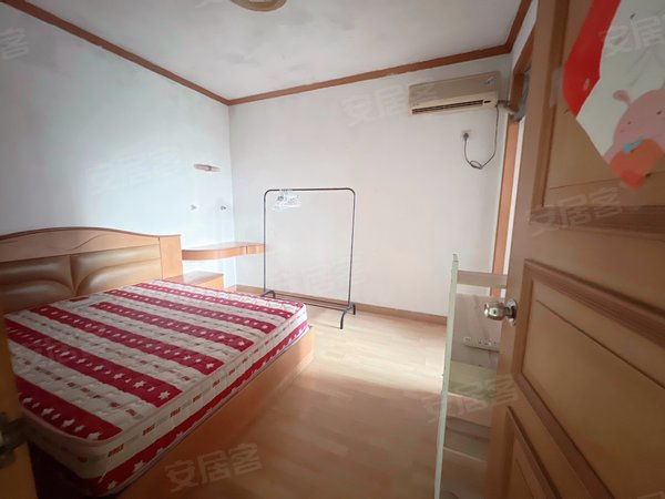 珠海香洲凤凰北鸿福大厦情侣路旁 鸿福大厦 实用电梯2房 急租 随时