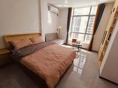 深圳龙华大浪毕业季房品牌家私拎包即住可养宠停车方便出租房源真实图片
