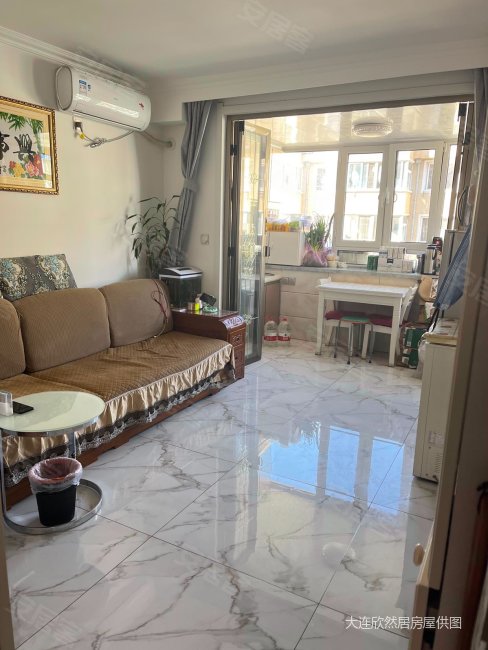 兴达花园红旗中路95号1室1厅1卫5537平方米