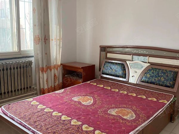 济南章丘明水锦绣花园锦绣花园 家具家电基本齐全 900长租可议 看房有