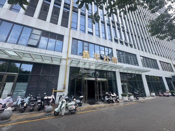 宜昌伍家岗中南路新华广场中南路新华广场精装公寓出租,押一付三 随时