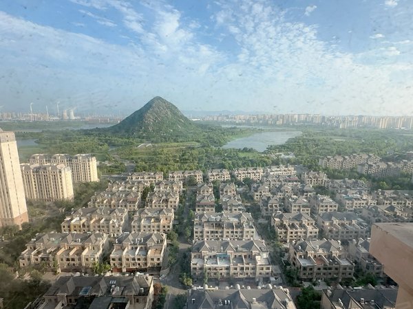 济南历城华山中海华山珑城华山珑城 三台空调冰箱洗衣机全套观景两室