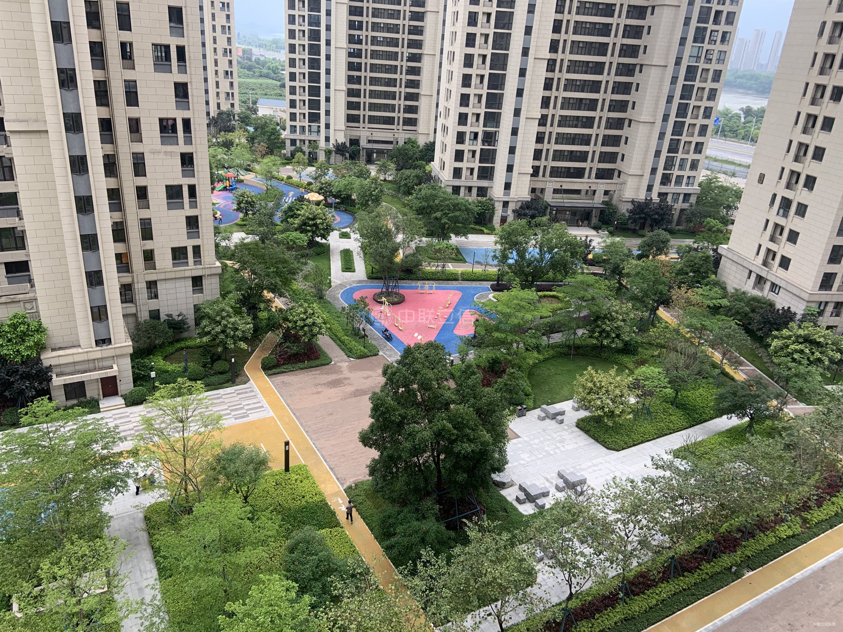 世茂璀璨滨江闽侯