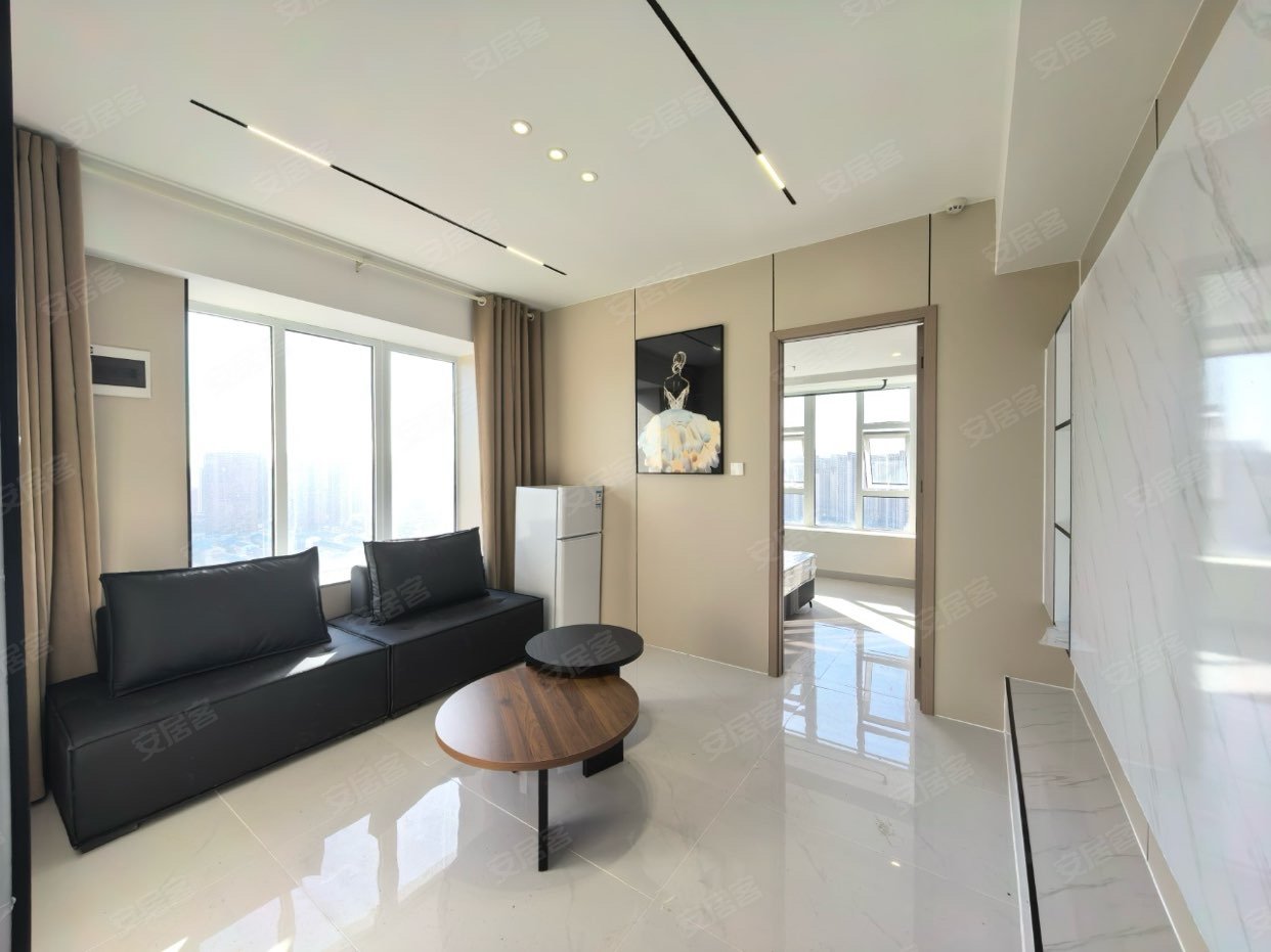 芙蓉区政府 高桥地段 一室一厅 电梯 精装房 民水电