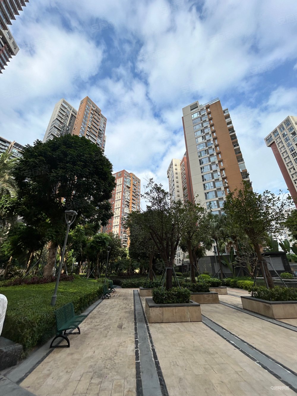 阳光海滨花园4室2厅2卫116.05㎡南北0万