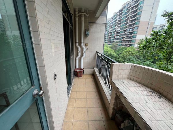 沥滘罗马家园 4室2厅2卫 南北通透 6400元 有钥匙,海珠租房-广州58