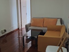 青岛市南福州南路实拍!实租! 中环国际公寓 1室1厅1卫 电梯房 精装修出租房源真实图片