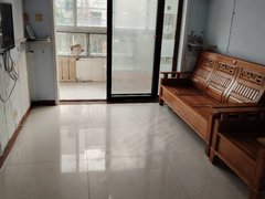 青州青州城区人民商场旗风居，1楼精装一室一厅家具家电齐全拎包入住。出租房源真实图片