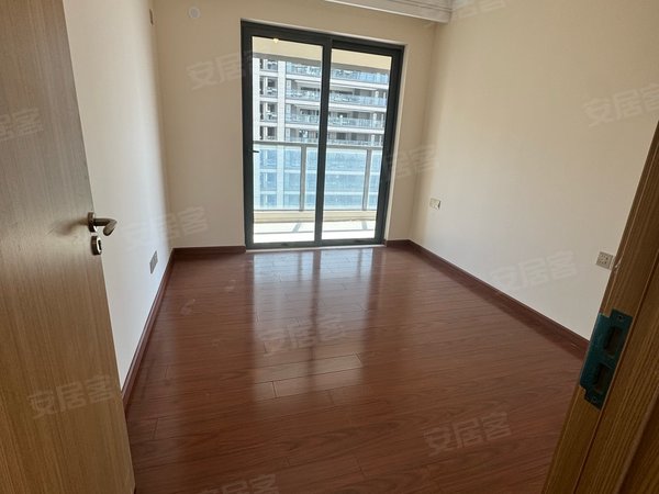 嵊州城区市中心上悦城上悦城 4室2厅2卫出租房源真实图片