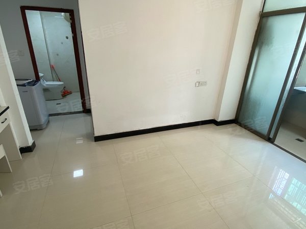 义乌北苑天华世纪城柳青十区北苑柳青,超大一室一厅,可烧煤气,家电