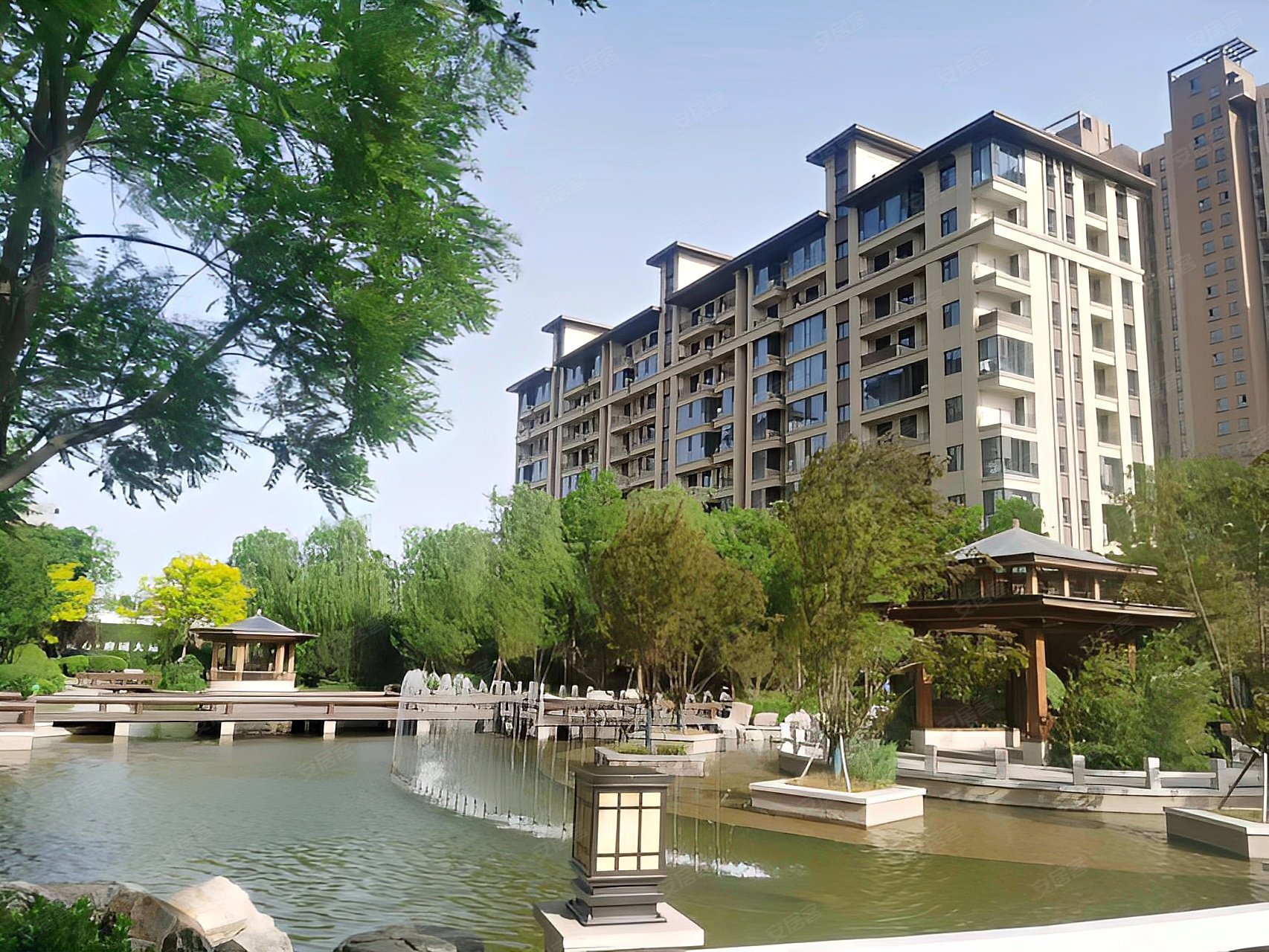 润都荣园3室2厅2卫139㎡南北253万