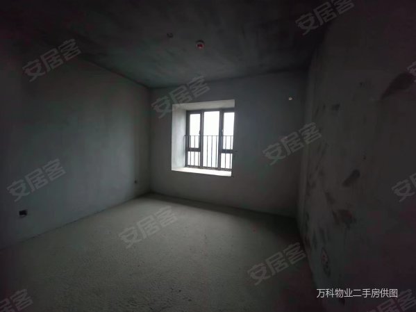 东海湾门 期 4房3卫业主诚意售 出价可谈 140平大户型,东海湾门第