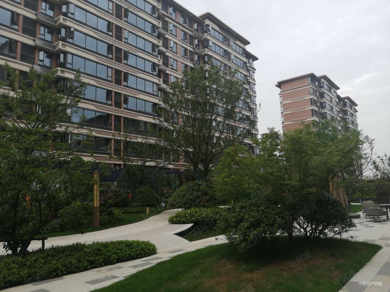 看房方便,龙湖天境二手房,329万,4室2厅,2卫,130平米-合肥安居客