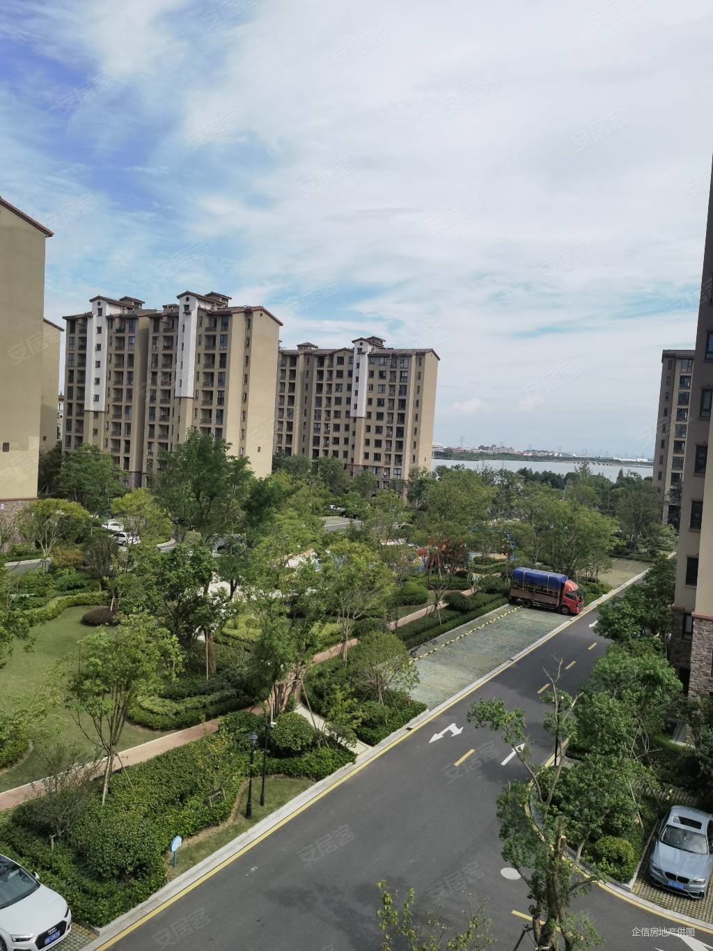 龙山新出湖景洋房97平92万