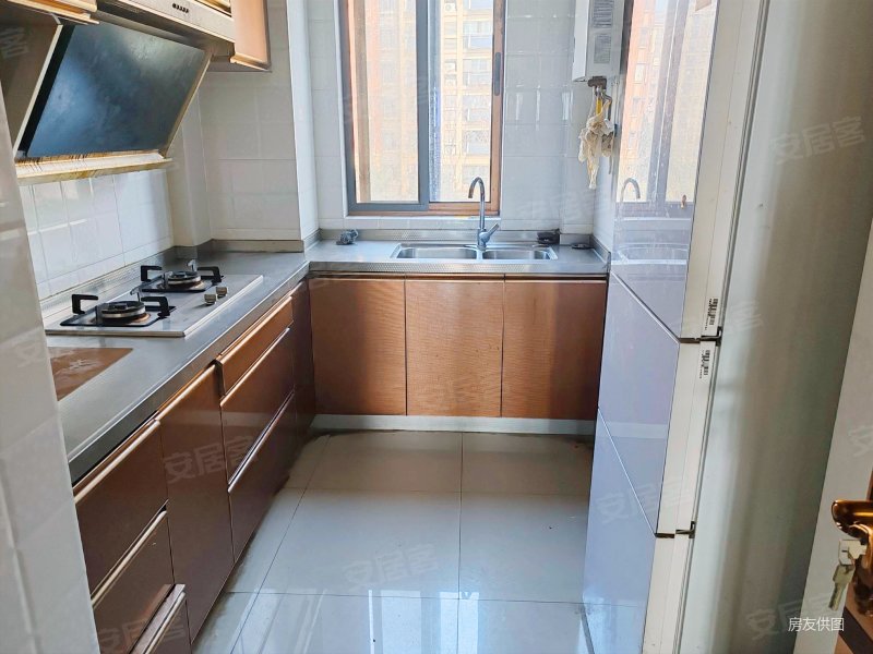 新校旁边林景雅园精装两房看中价格好谈