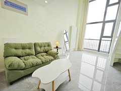 青岛崂山汽车东站价格可议 清新套一 附近万象汇 地铁口 国金中心 深圳路小学出租房源真实图片