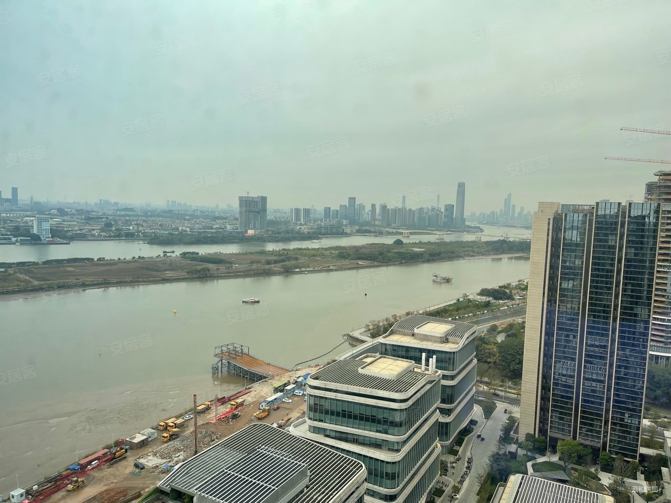 保利鱼珠港商住楼