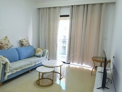 西双版纳景洪龙舟广场万达六期电梯洋房二居室 配置齐全5楼不临街77平生活便利出租房源真实图片