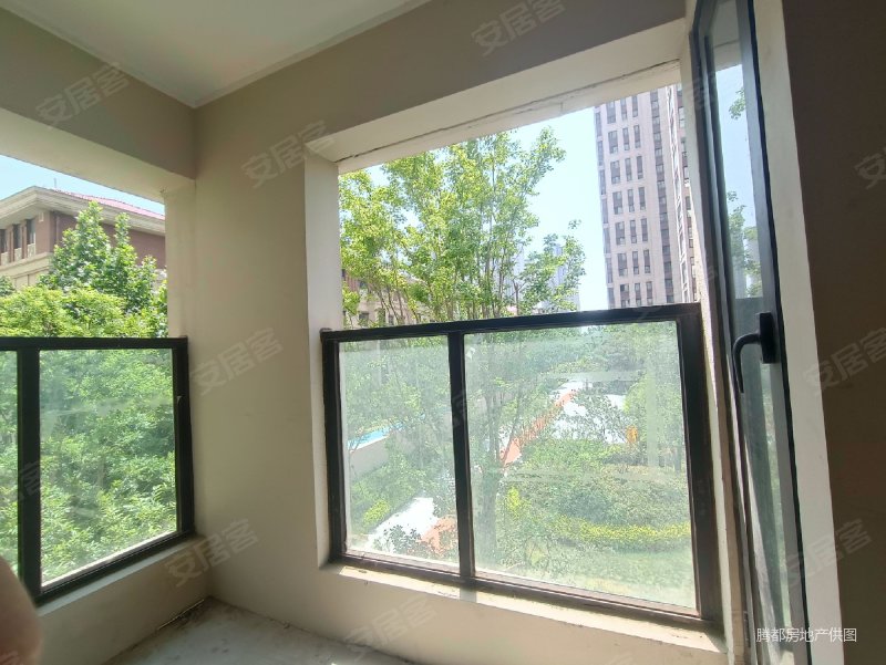 绿都澜湾梓园 双卫格局 南北通透   好房   急售价位好谈