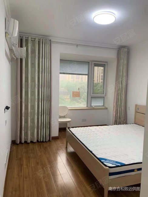 金地明悦4房2卫精装自住诚心卖可谈