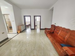 河池宜州宜州城区城西五小附近单位房三房，步梯二楼，小区没有物业费，带个柴房！出租房源真实图片