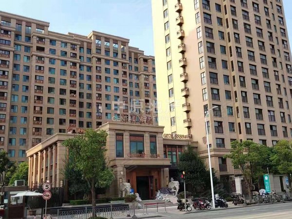 上海浦东唐镇大名城紫金九号唐镇精装修 大名城三房 随时看房 有车位