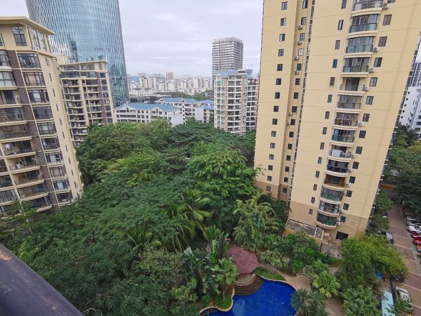 三亚吉阳月川荣德花园紧邻阳光金融大厦 月川中路 荣德花园一房一厅