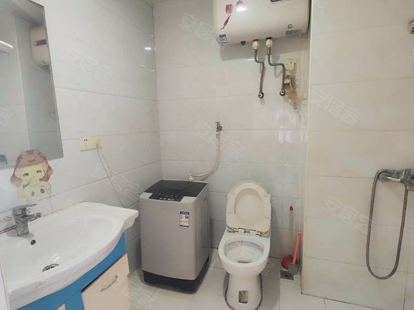 性价比超高 新枫公馆精装单身公寓直租 无中介费可付一 包物业