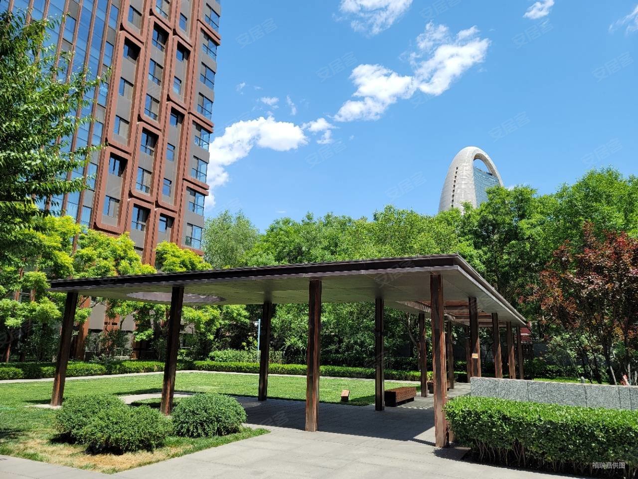 首创禧瑞都1室1厅1卫96.61㎡东1020万