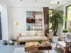 北京昌平沙河新出沙河地铁旁别墅,现代装修风格家具家电齐全,采光好出租房源真实图片