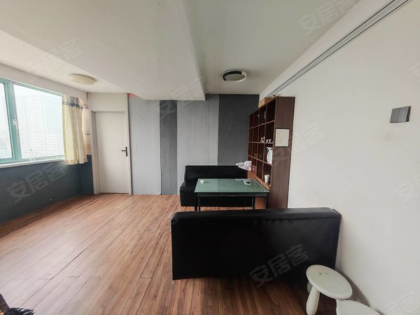 延边延吉中心区金华城商厦押一付一 西市场 金华城 11楼 两室一厅