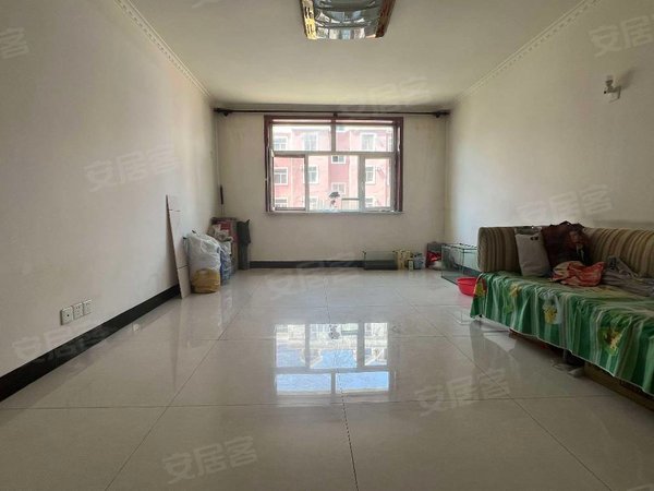 包头青山一宫环岛六合新城(三区)给配床 沙发茶几 冰箱洗衣机出租房源真实图片