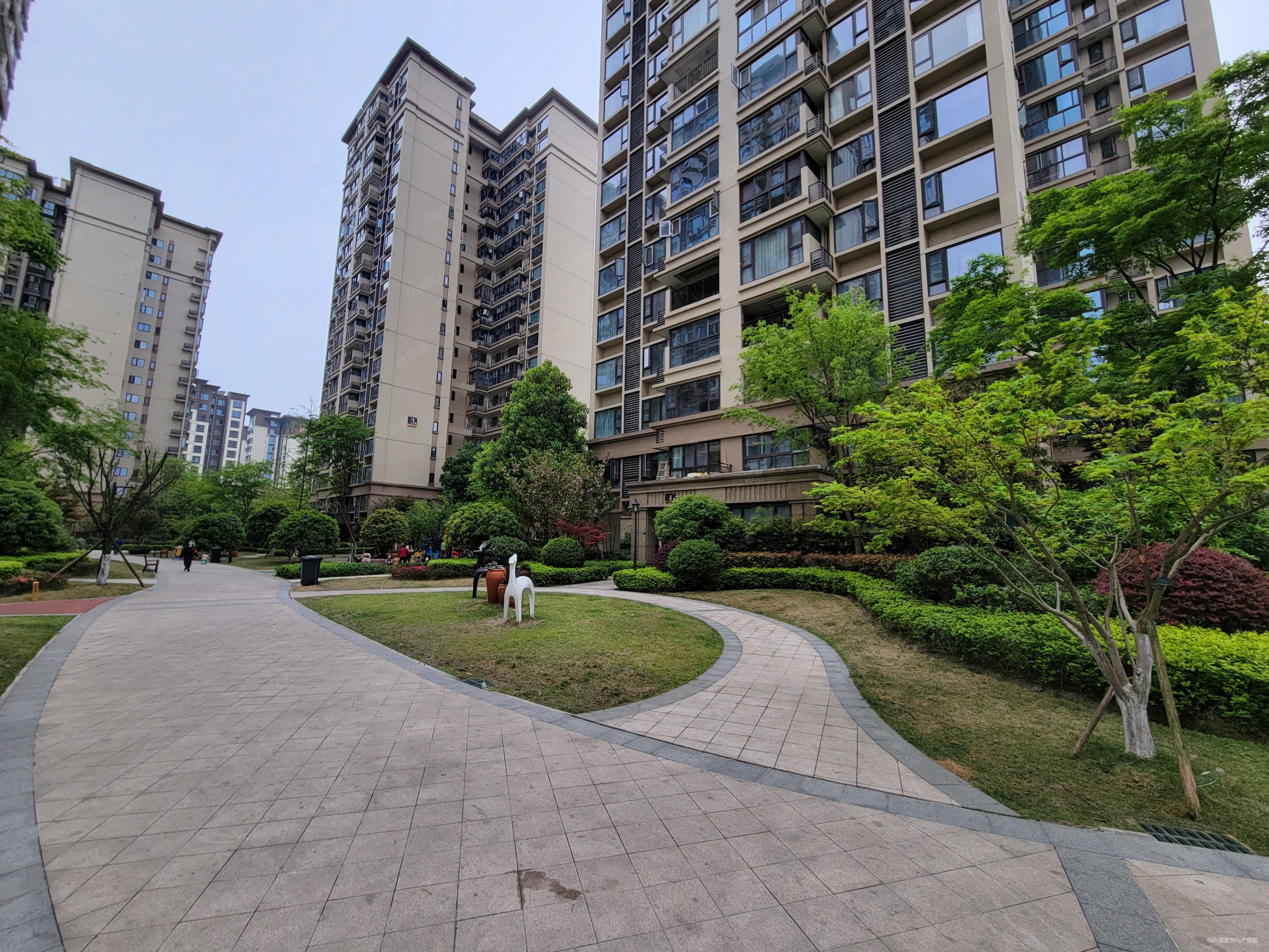 保利西子城租售中心清水低楼层安静不吵带车位