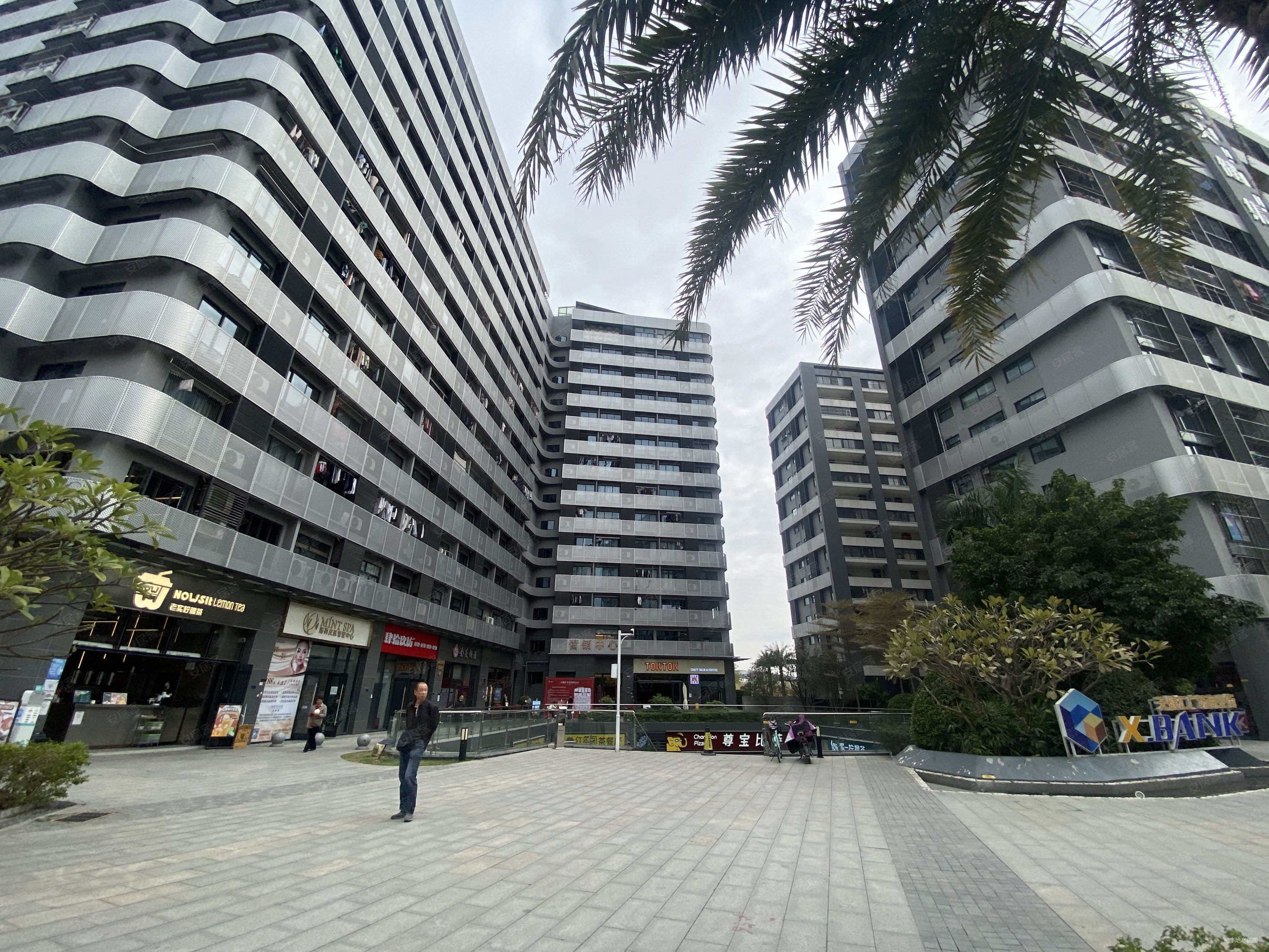 天河网红公寓 160万买个人产权复试 商住两用 高层望花园,天健汇二手