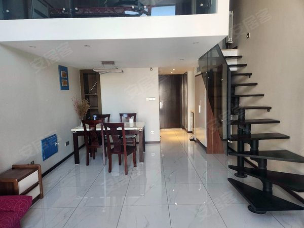 天津河西下瓦房铂津湾南苑(商住楼)海河大观 精装一室loft 家具家电