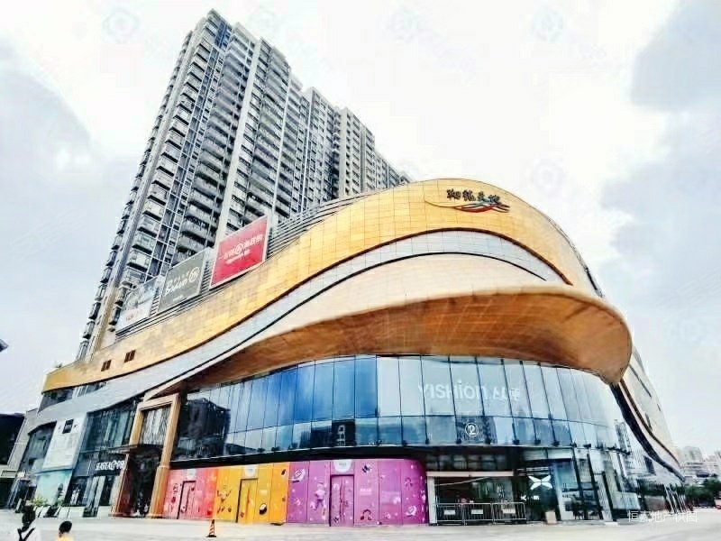 翔龙天地广场停车方便次新房有电梯朝向好医疗配套成熟