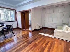 上海长宁天山电梯大两房，临近虹桥联合大厦，带车位，拎包入住，看房随时出租房源真实图片