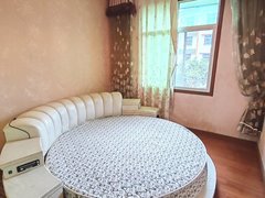 眉山东坡雕像国际雕像国际旁 半年起租步梯5楼 精装两室家具家电齐全1台空调出租房源真实图片