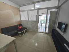 厦门思明湖滨北路滨北双地铁口，字节跳动，岳鹭广场旁，米兰春天，朝南一房一厅出租房源真实图片