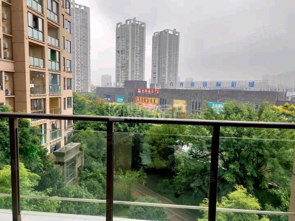 重庆荣昌荣昌城区寰宇世家(荣昌)装修很好 区政府旁 寰宇世家 精装