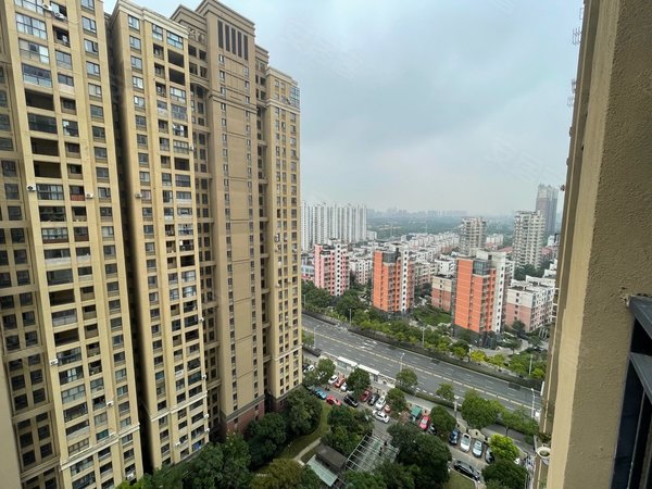 苏州太仓娄东景瑞荣御蓝湾景瑞荣御蓝湾63a2302出租房源真实图片