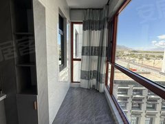 山南乃东安康时代广场锦砻御江府 4室1厅2卫 163平 电梯房 简装出租房源真实图片