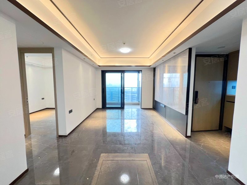 中海观澜府,次新3房,全新未住南向江景,交通便利,配套完善,中海观澜府