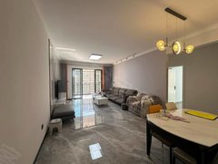 海丰附城附城城区第一城新款装修，三房两厅，附近南国，凯旋会，家具齐全拎包入住出租房源真实图片