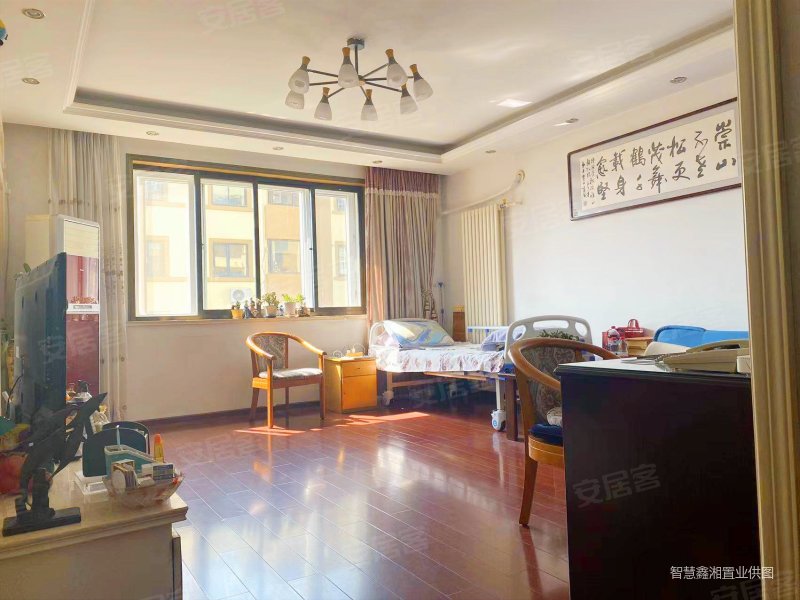 青岛房产网>青岛二手房>崂山二手房>浮山前二手房>亚麦花园>800_600