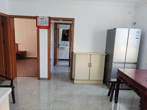 上海浦东高东杨园三村杨园三村 两房 装修全配 房子干净价格实惠 适合