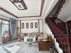 兰州新区中川园区碧桂园别墅六室三卫出租！家具家电齐全！带花园！看房随时！出租房源真实图片