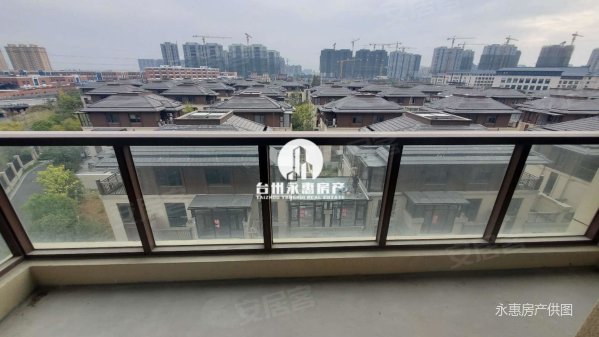 镇海中|学旁三水润园二期中层东灿别墅河景房四房两厅两卫南北通