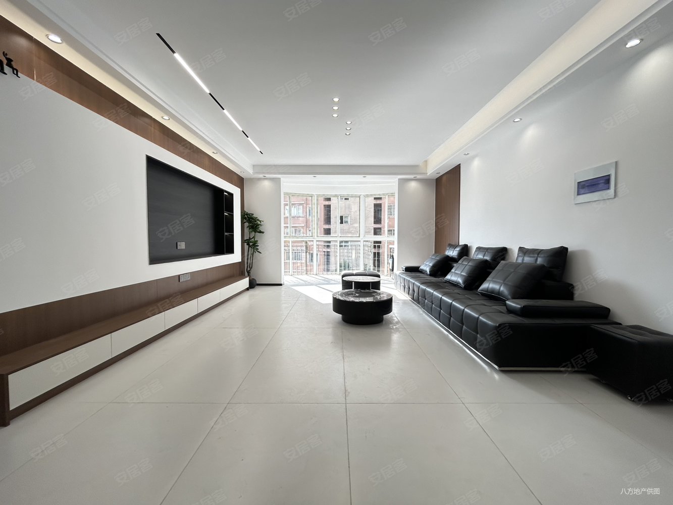 浔阳江畔3室2厅1卫110㎡南北55.5万